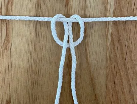 Tuto décoration de Noël en macramé nœud en tête d'alouette