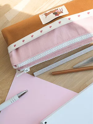 Trousse d'école double compartiments bicolore sergé de coton - tuto couture Mercerine