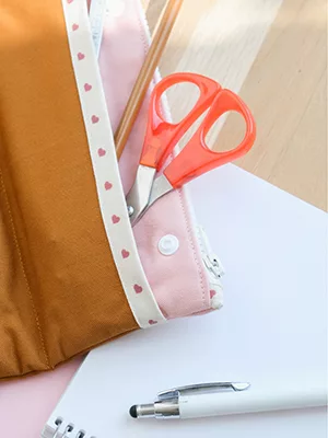 Trousse d'école double compartiments bicolore sergé de coton - tuto couture Mercerine
