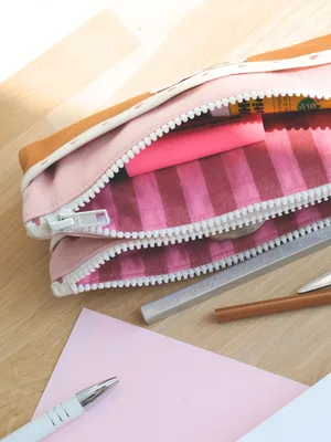Trousse d'école double compartiments bicolore sergé de coton - tuto couture Mercerine